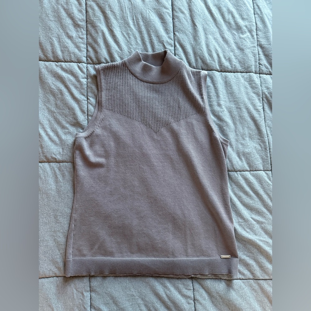T Thari Gray Sleeveless Tshirt